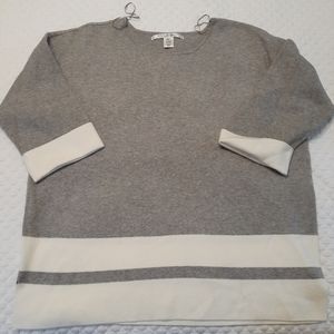 NWOT Max Studio Woman  Gray /Ivory  Sweater Size 2